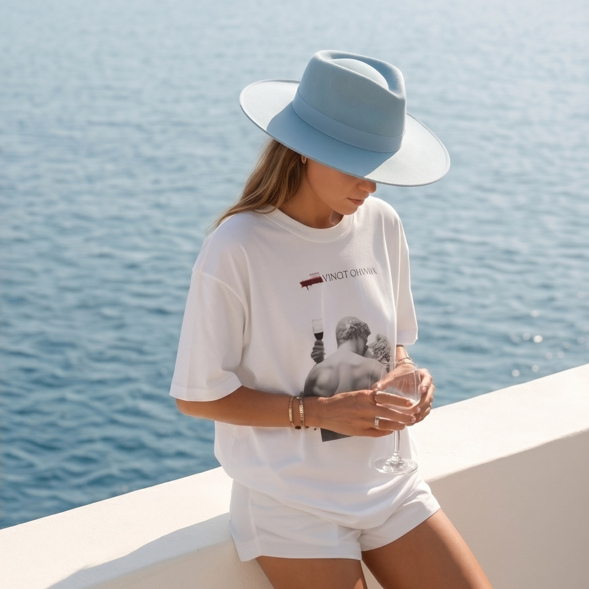 T-SHIRT